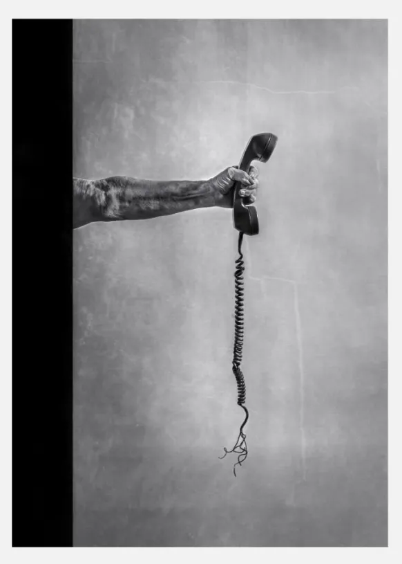 Broken Communication Canvastavla (30x40 cm)