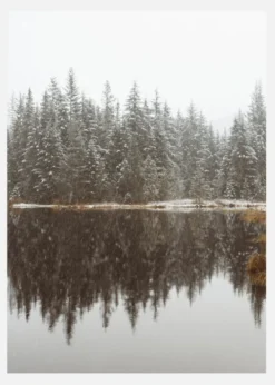 Cold Day By The Lake Canvastavla (30x40 cm)
