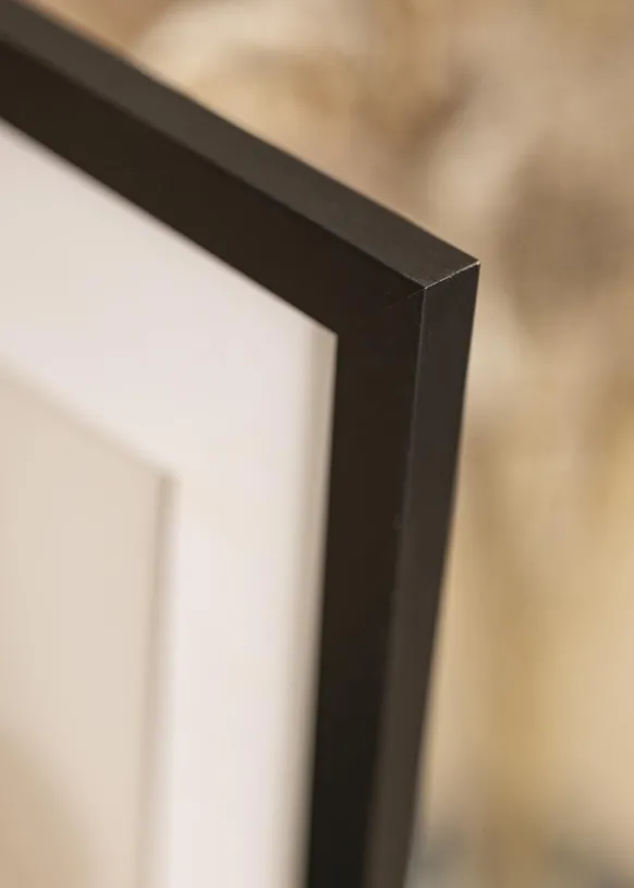 Ram Black Wood 40x60 cm