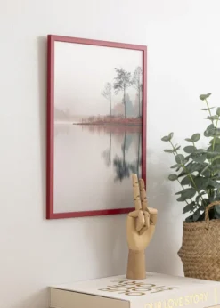 Ram Edsbyn Röd 50x70 cm - Passepartout Svart 42x59,4 cm (A2)