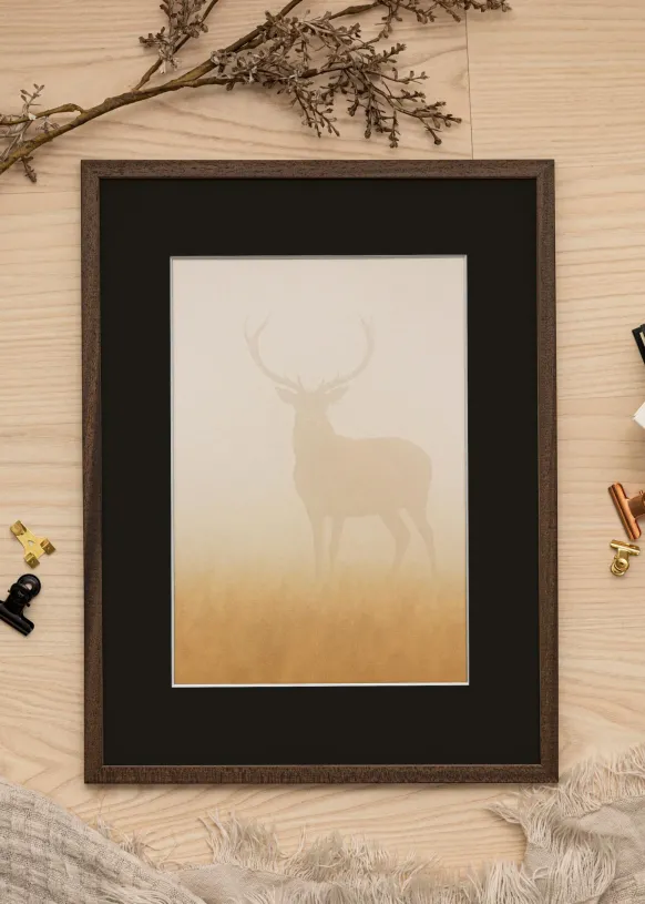 Ram Edsbyn Valnöt 20x30 cm - Passepartout Svart 15x21 cm (A5)
