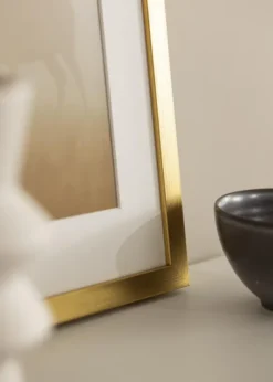Ram Falun Guld 30x40 cm - Passepartout Vit 8x12 inches