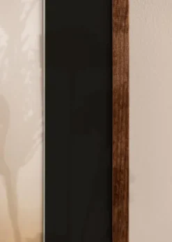Ram Galant Valnöt 40x60 cm - Passepartout Svart 32,9x48,3 cm (A3+)