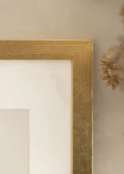 Ram Gold Wood 65x65 cm