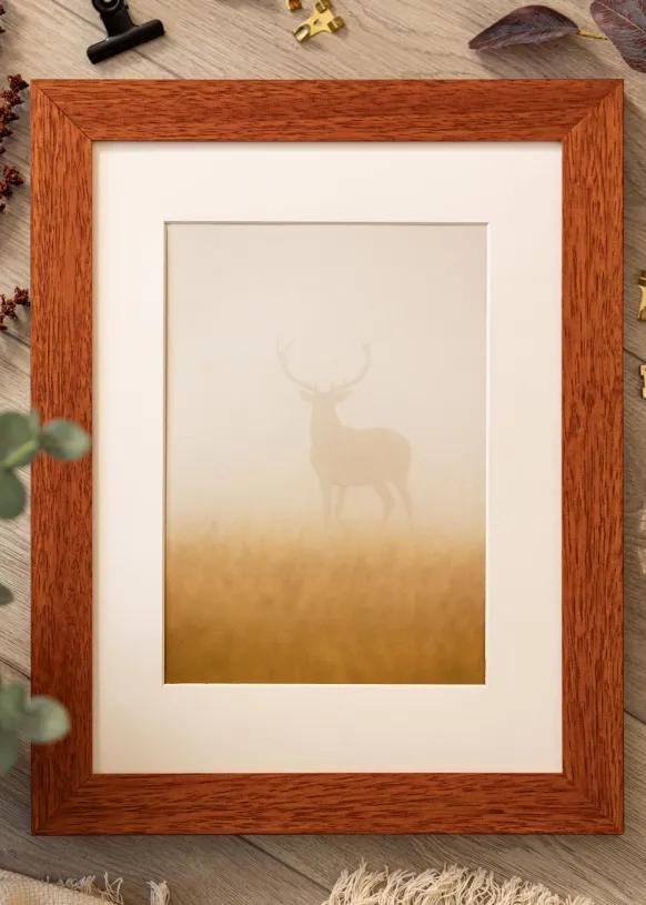Ram Juno Körsbär 30x40 cm - Passepartout Vit 21x29,7 cm