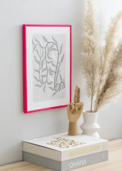 Ram New Lifestyle Hot Pink 70x100 cm - Passepartout Vit 59,4x84 cm (A1)