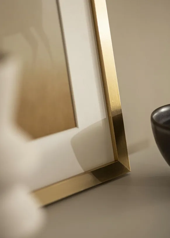 Ram Selection Guld 60x60 cm - Passepartout Vit 45x45 cm