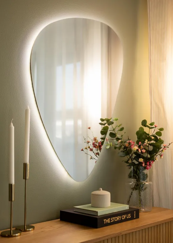 Spegel Rumination LED 70x90 cm